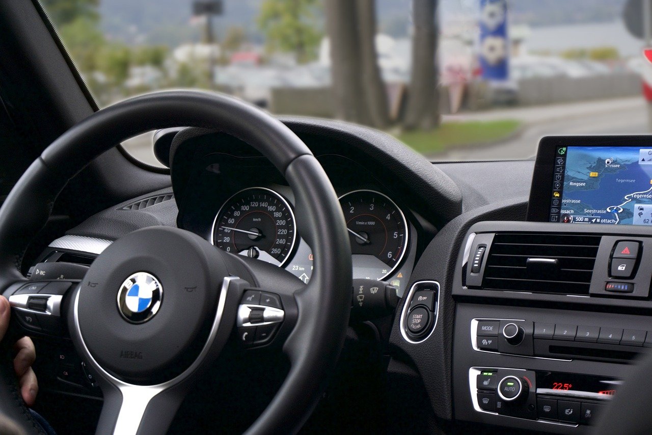 car, bmw, steering wheel-1281640.jpg